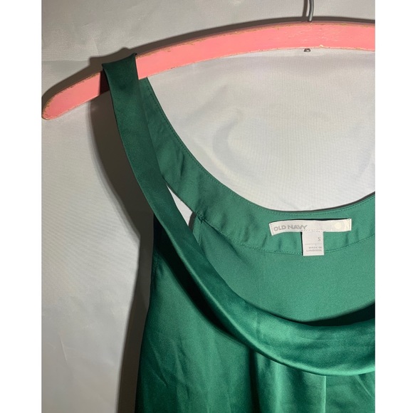 Old Navy green satin blouse - Picture 3 of 4